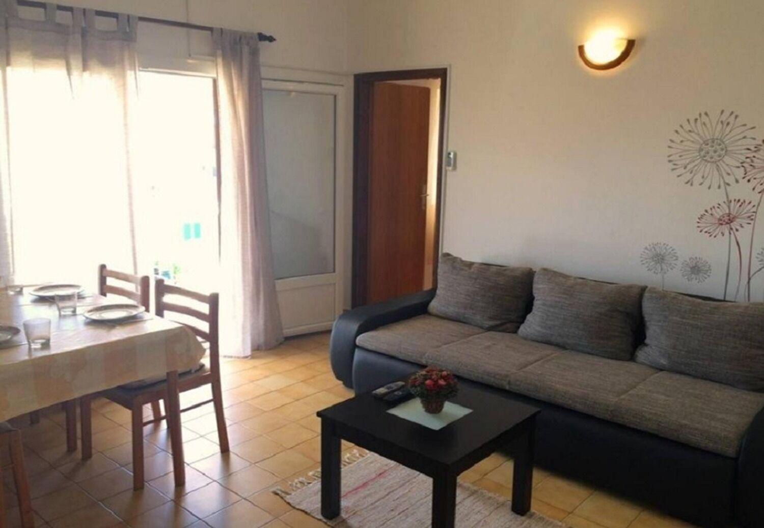 Apartments And Rooms Ognjen - Family Apartments With Free Parking Betina  Exterior photo